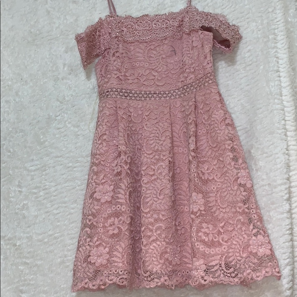 FRANCESCAS pink floral cold shoulder dress